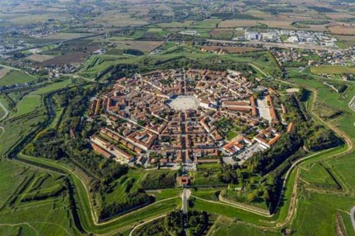 Palmanova